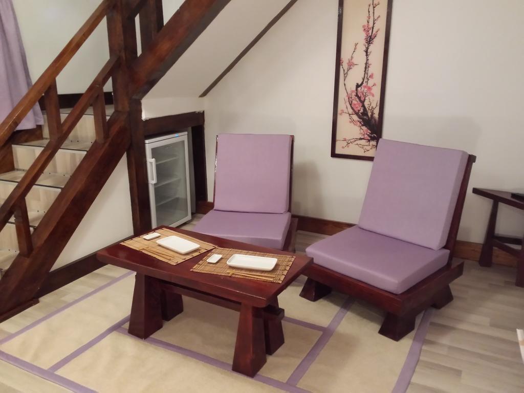 Готель Casa Lily - Japanese Retreat Сігішоара Номер фото